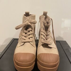 Universal Thread Canvas and Rubber Combat Boots. Size 8